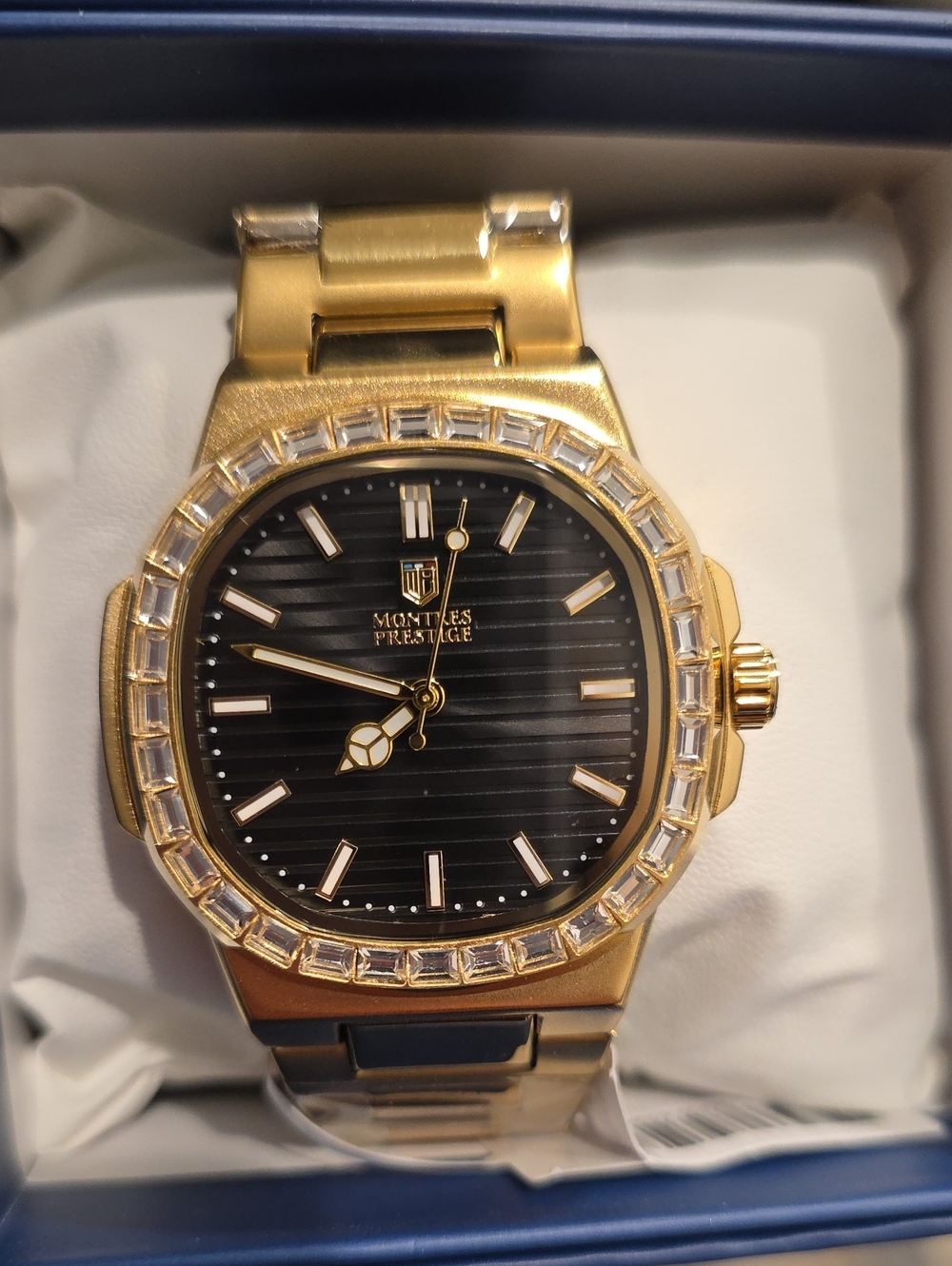 915. Montres Prestige Cadrevessa Men's Watch - 40mm, Gold (MPW-0324)